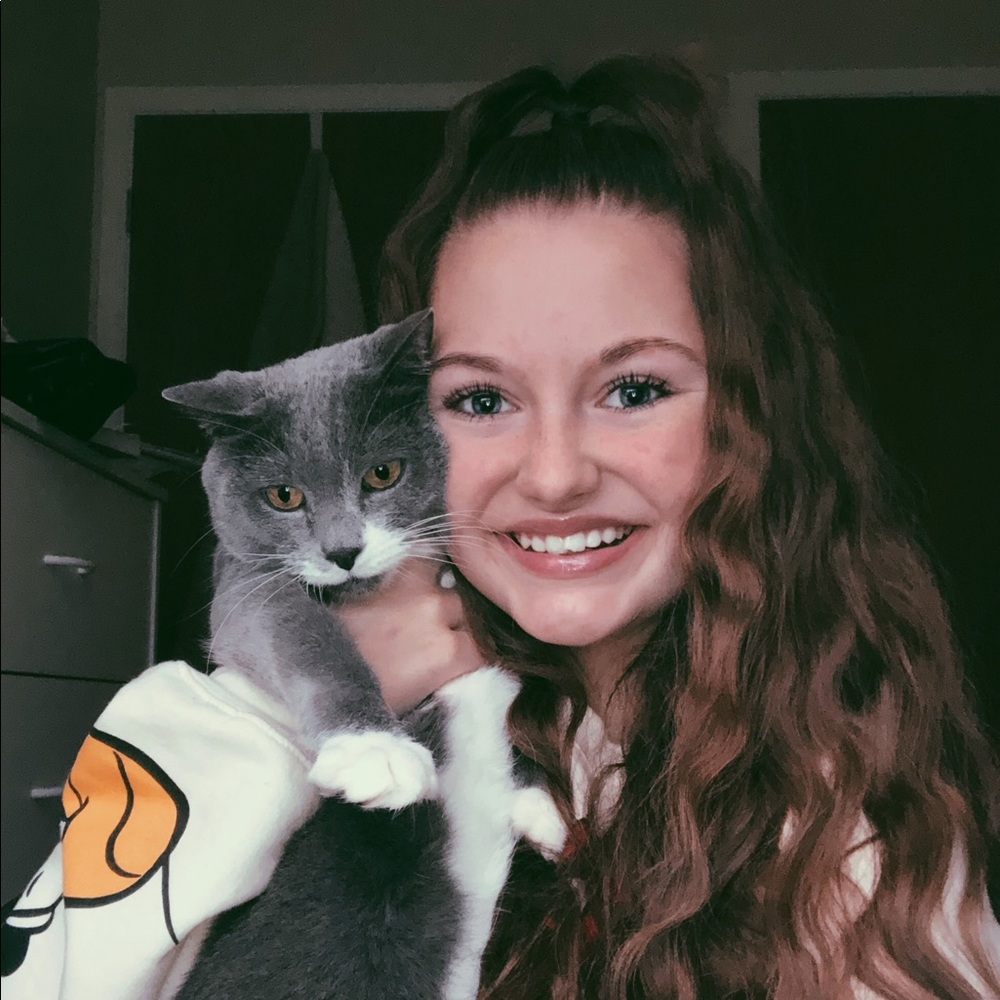 Meet your Posher, Eloise